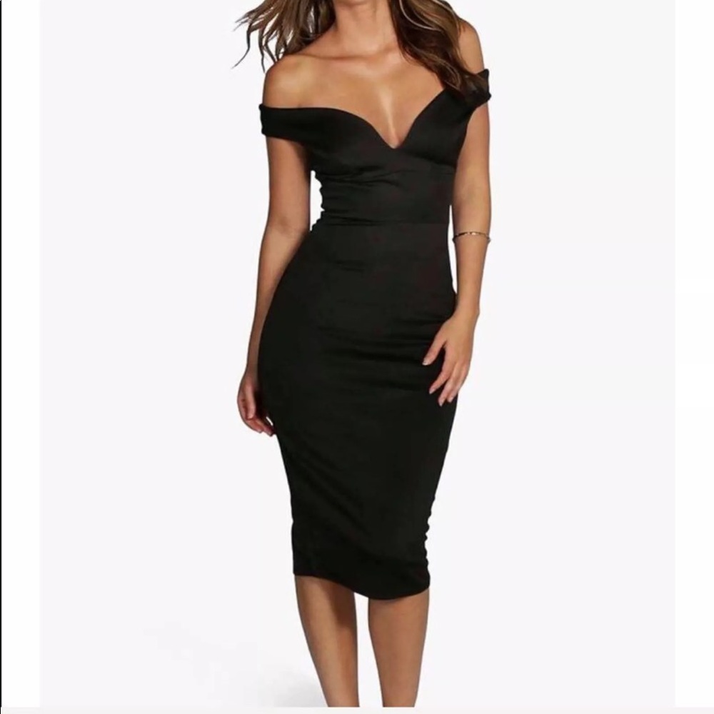 Brand new Boohoo black off the shoulder dress
